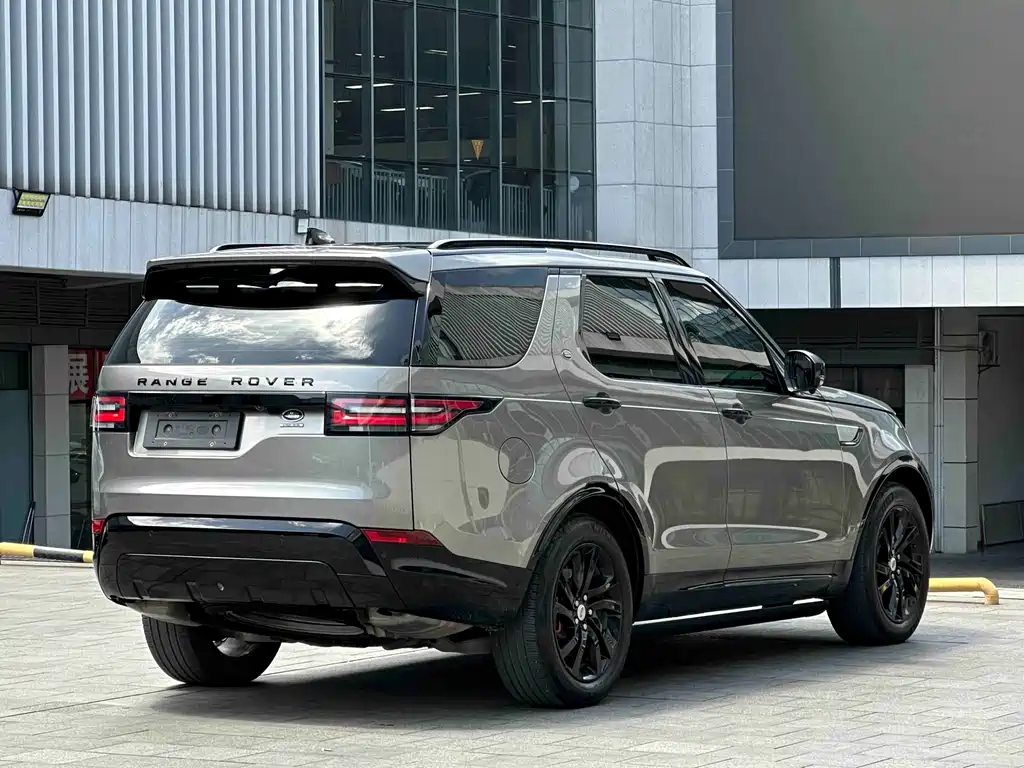 Land Rover Discovery 2018 — фото 4