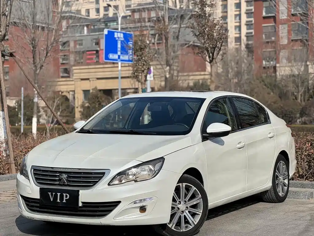 Peugeot 408 2016 — фото 1