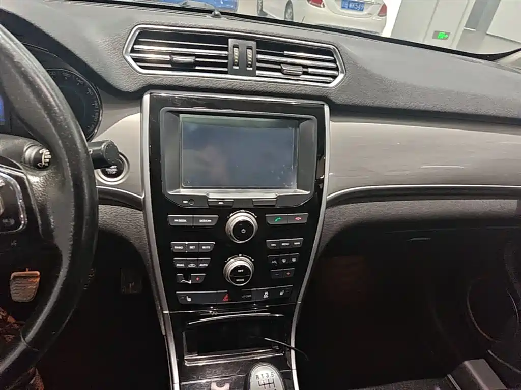 Haval H2 2017 — фото 12