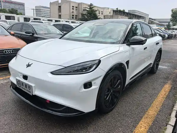 Arcfox Alpha S 2024