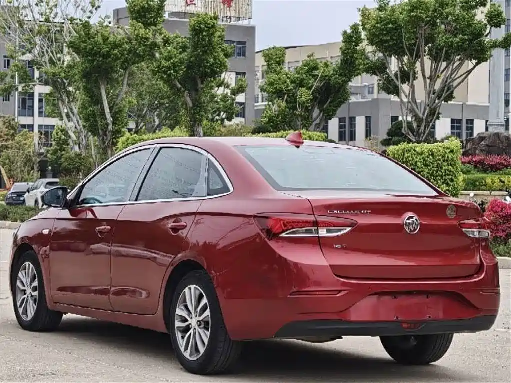 Buick Excelle 2019 — фото 4