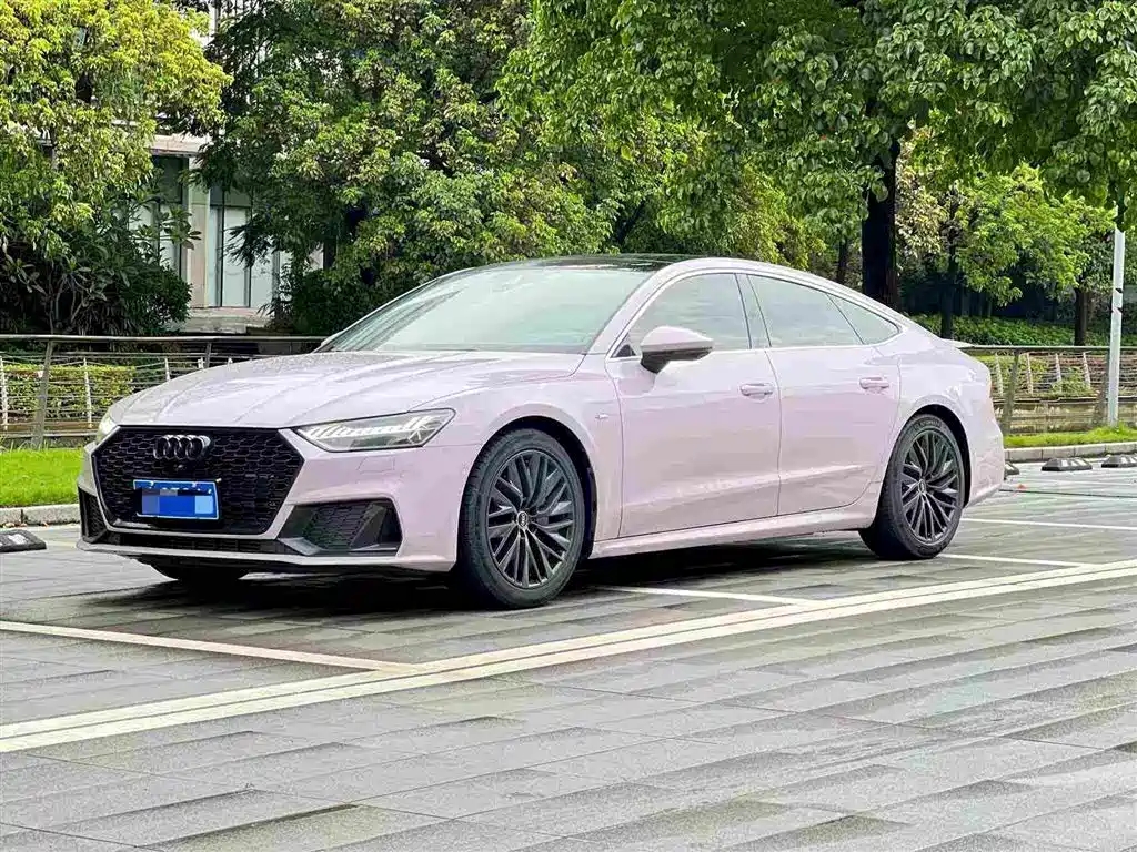 Audi A7 2021 — фото 1