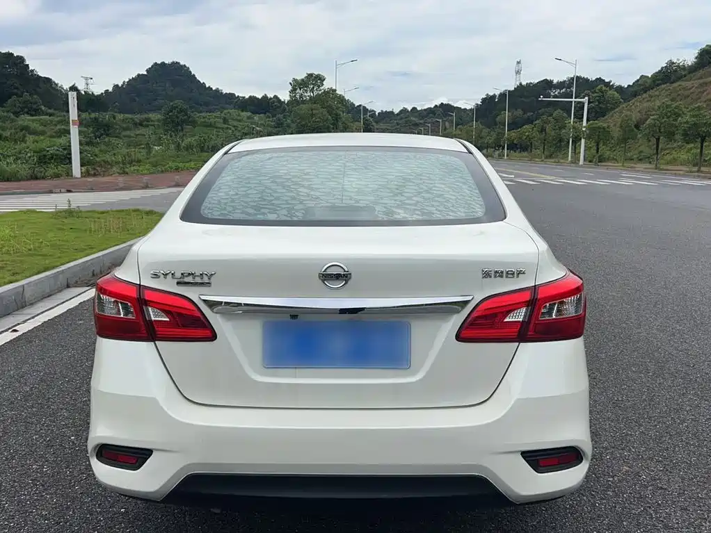 Nissan Sylphy 2020 — фото 20