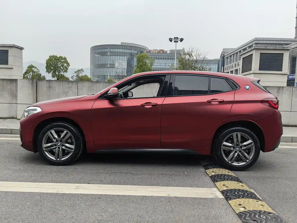 BMW X2 2022 — фото 4