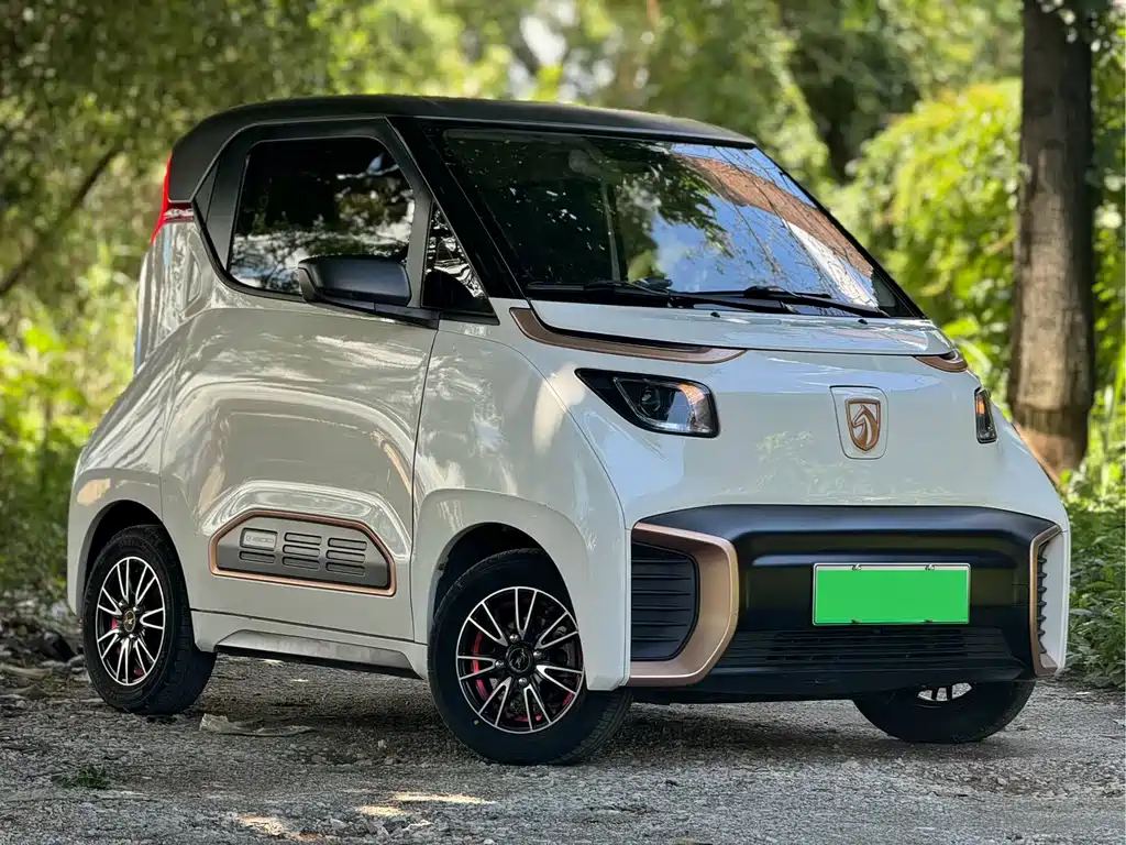 Baojun E200 2021