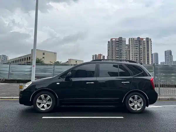 Kia Jiale 2010