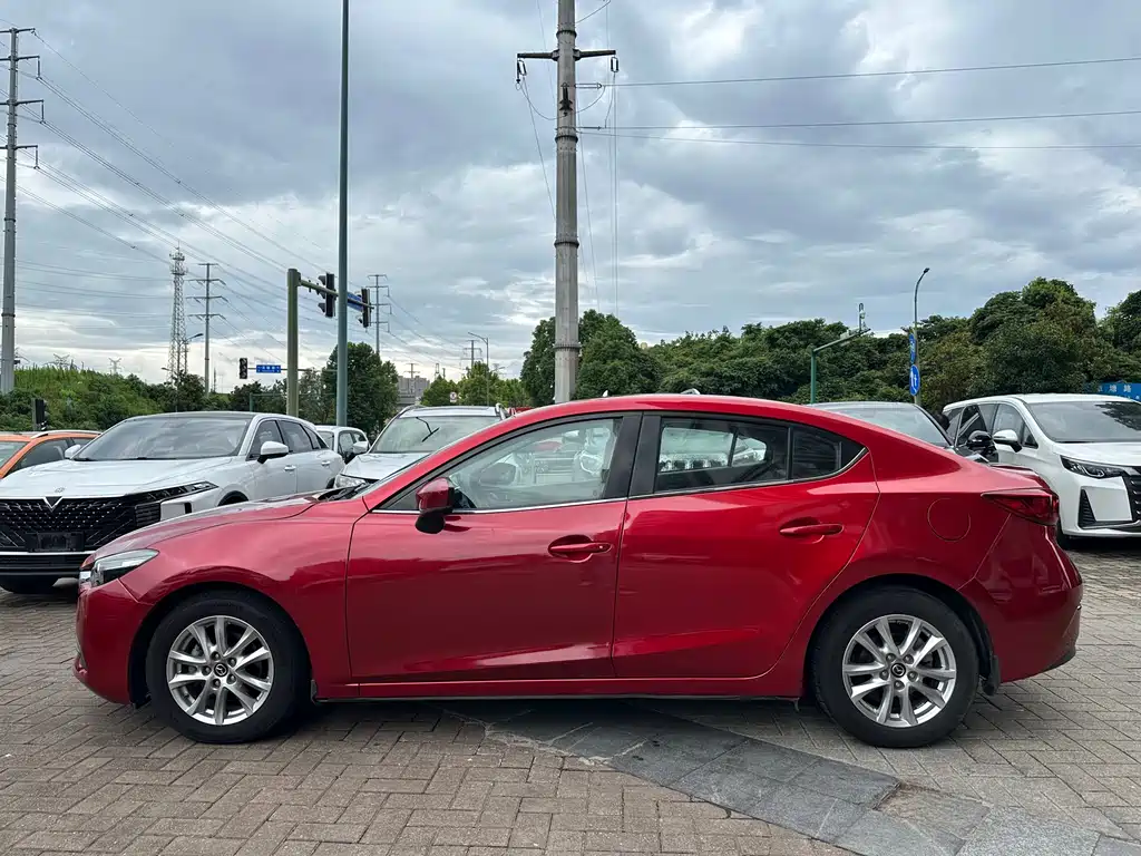 Mazda 3 Axela 2017