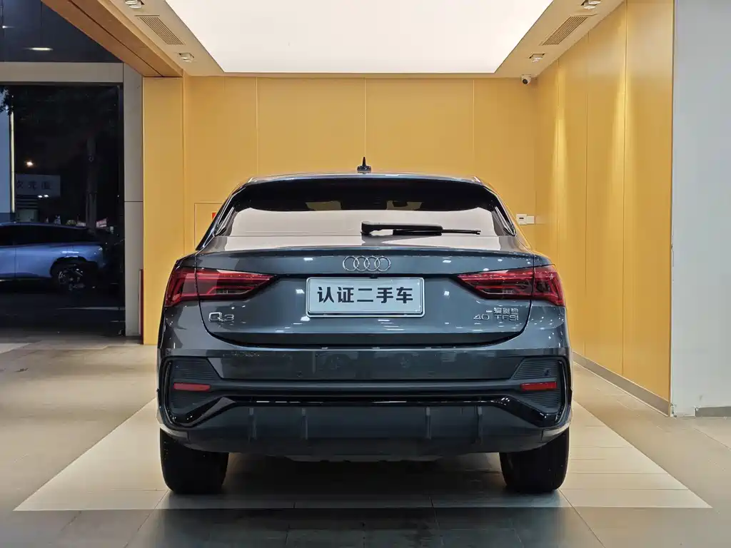Audi Q3 Sportback 2021 — фото 29