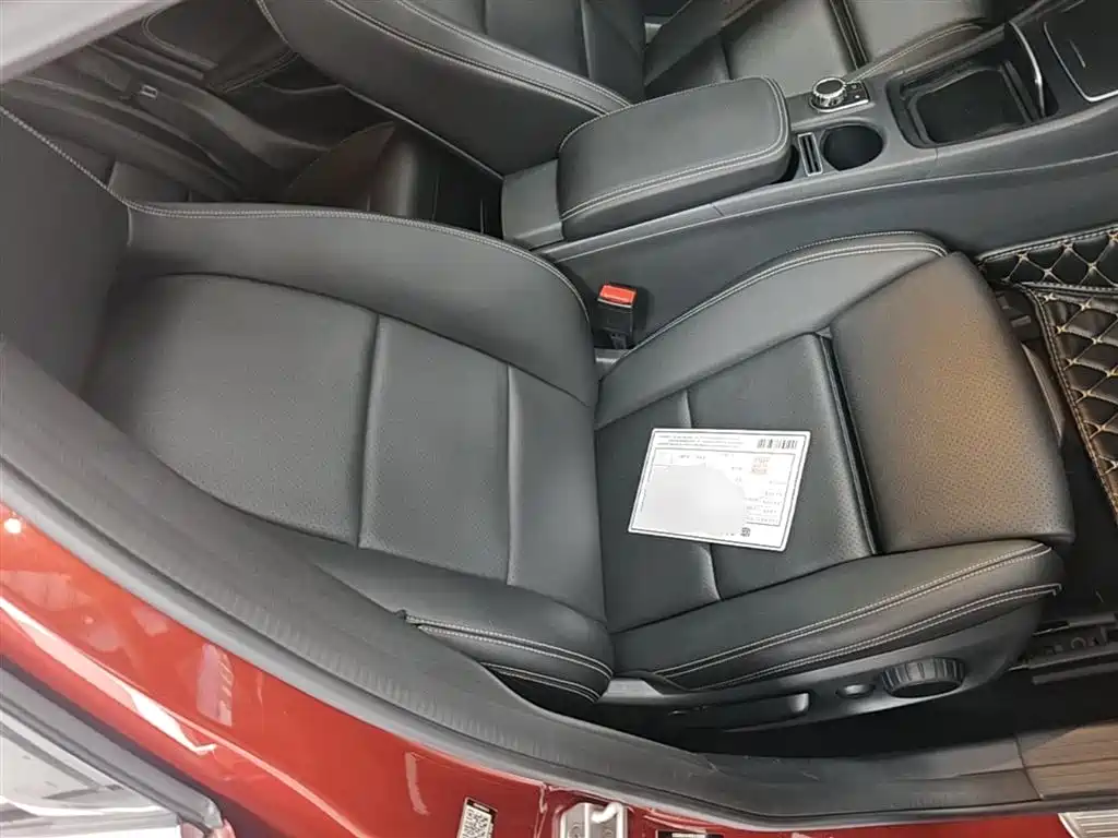 Mercedes-Benz GLA 2018 — фото 25