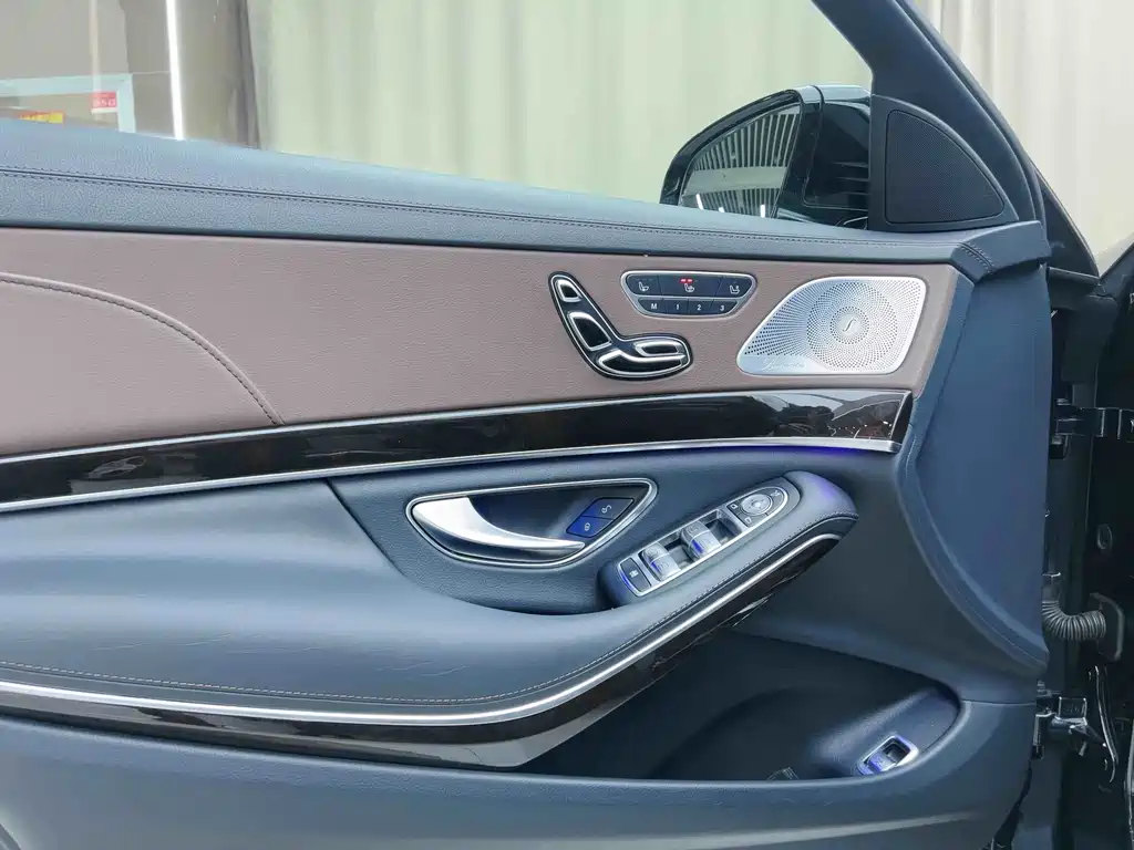 Mercedes-Benz Maybach S-Class 2020 — фото 9