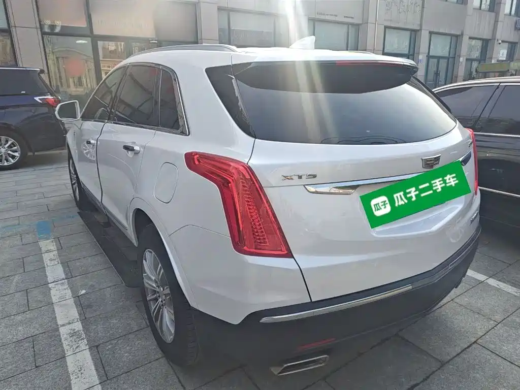Cadillac XT5 2018 — фото 23