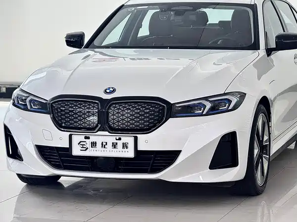 BMW i3 2025