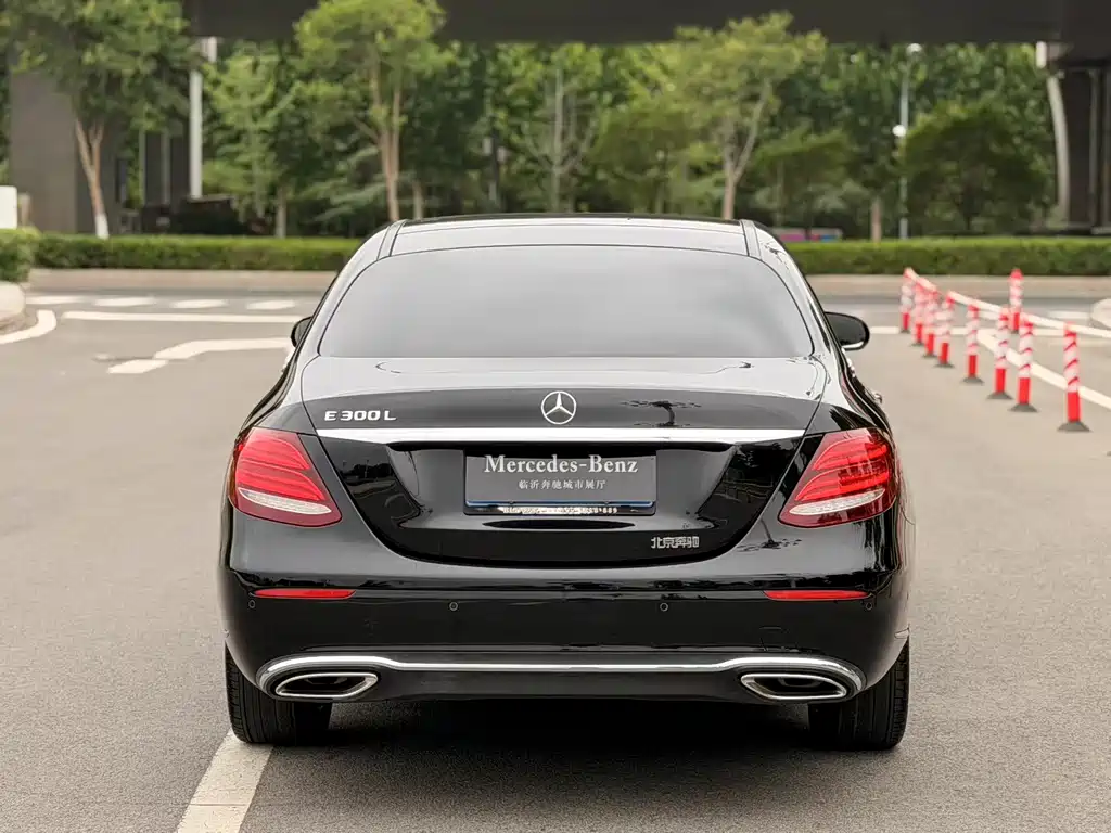Mercedes-Benz E-Class 2017