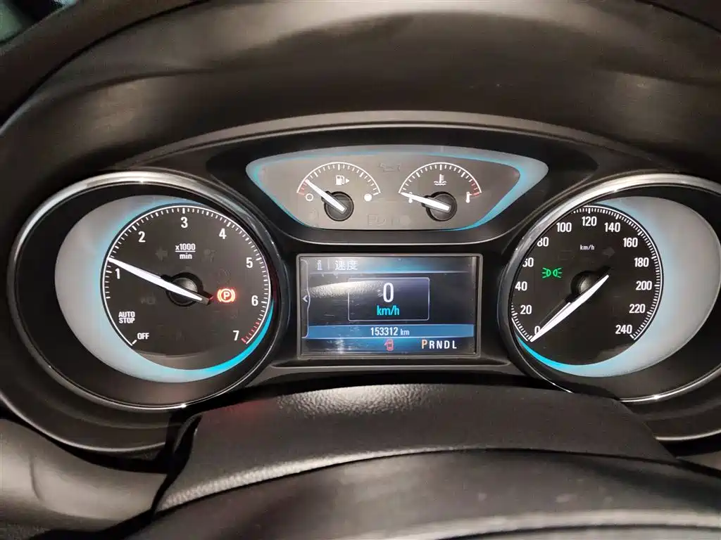 Buick Envision Plus 2015 — фото 8