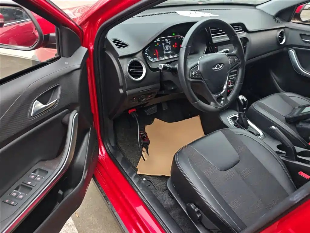 Chery Tiggo 3x 2018 — фото 16