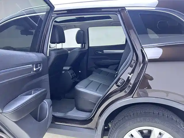 Renault Koleos 2018 — фото 13