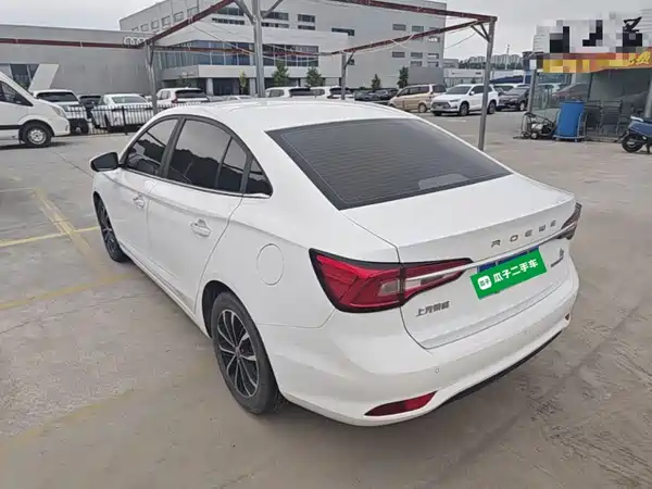 Roewe i5 2020