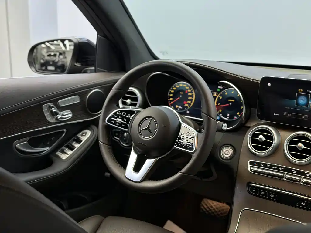Mercedes-Benz GLC 2023 — фото 22