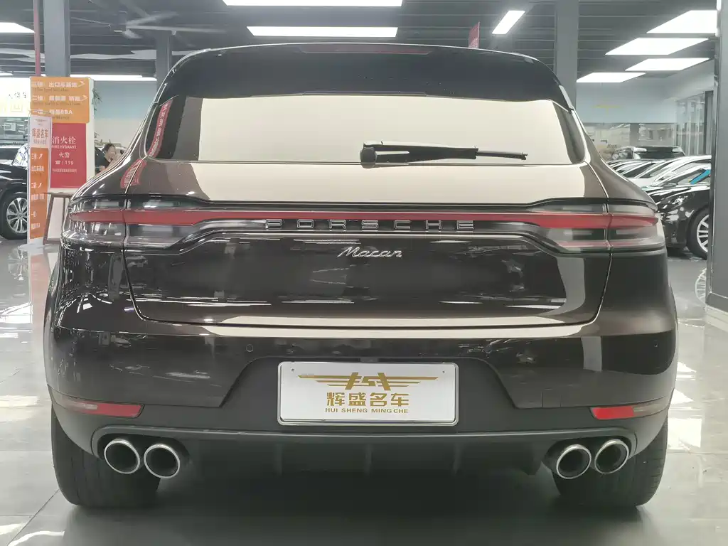 Porsche Macan 2020 — фото 15