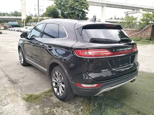 Lincoln MKC 2015