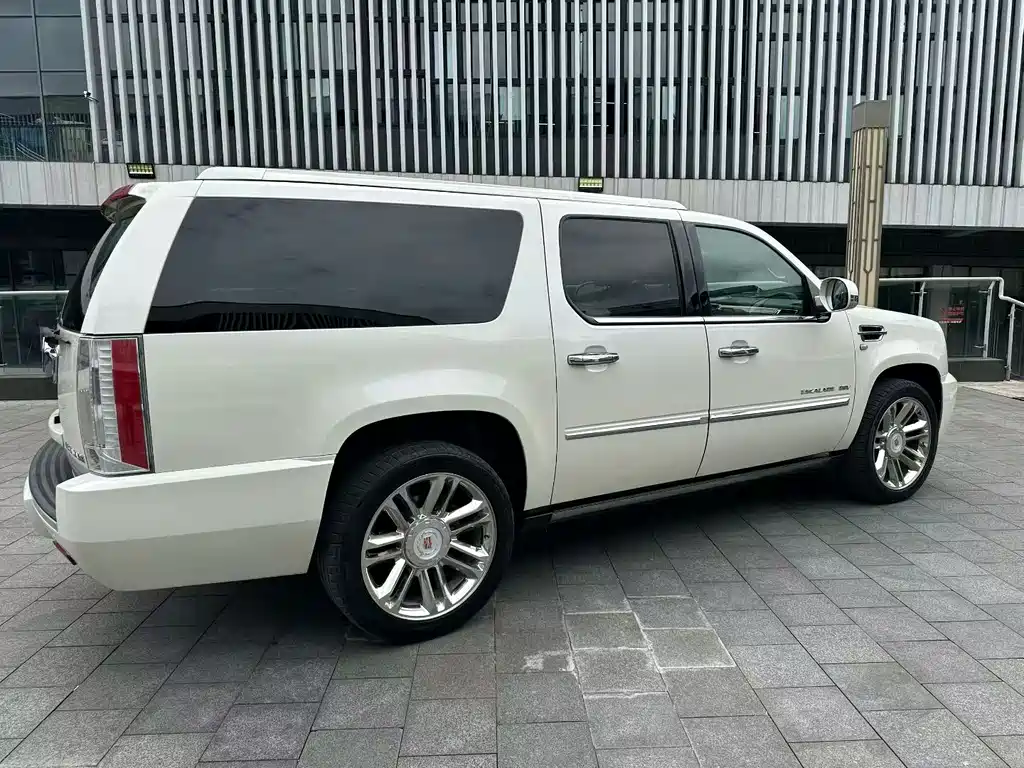 Cadillac Escalade 2019 — фото 6
