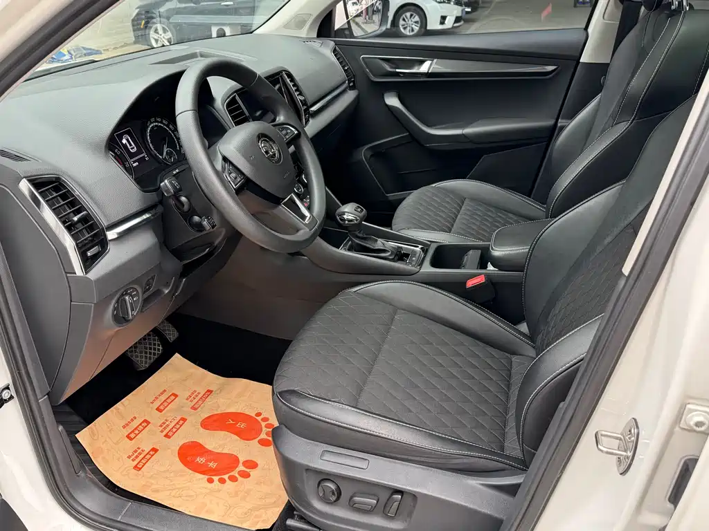 Skoda Karoq 2019 — фото 17