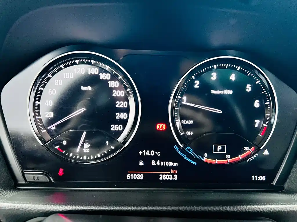 BMW 1 Series 2023 — фото 12