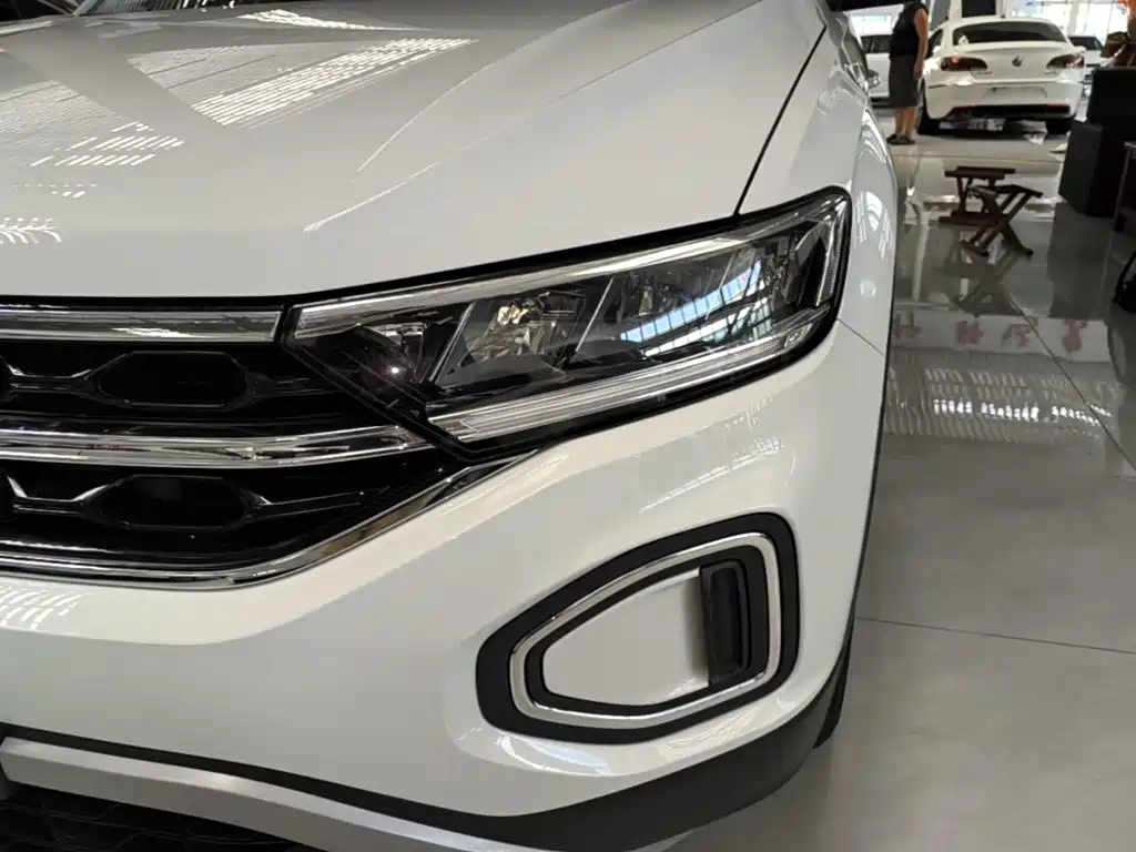 Volkswagen T-Roc 2024 — фото 24