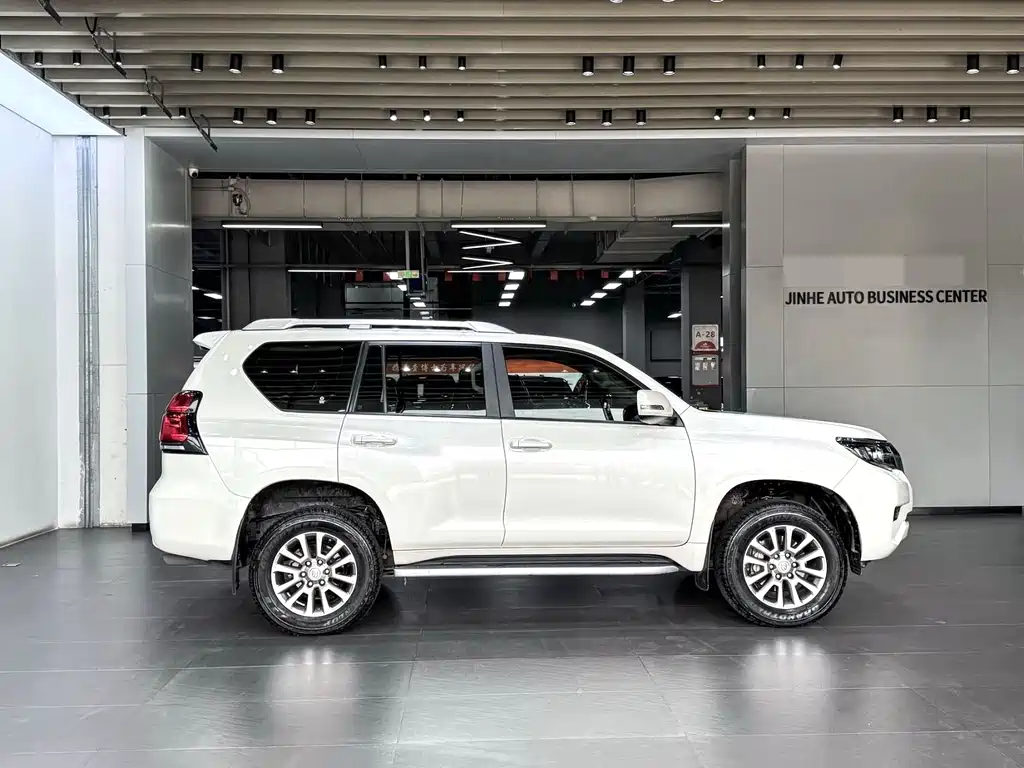 Toyota Prado 2018 — фото 10