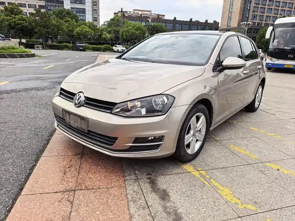 Volkswagen Golf 2014