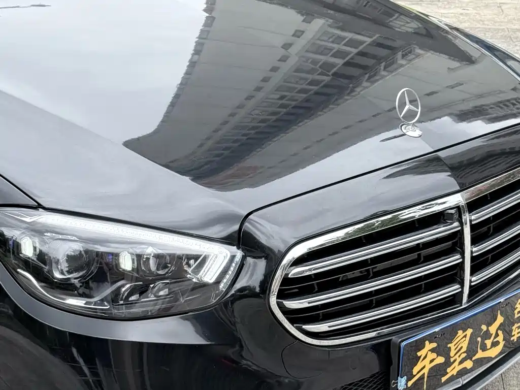 Mercedes-Benz E-Class 2018 — фото 16