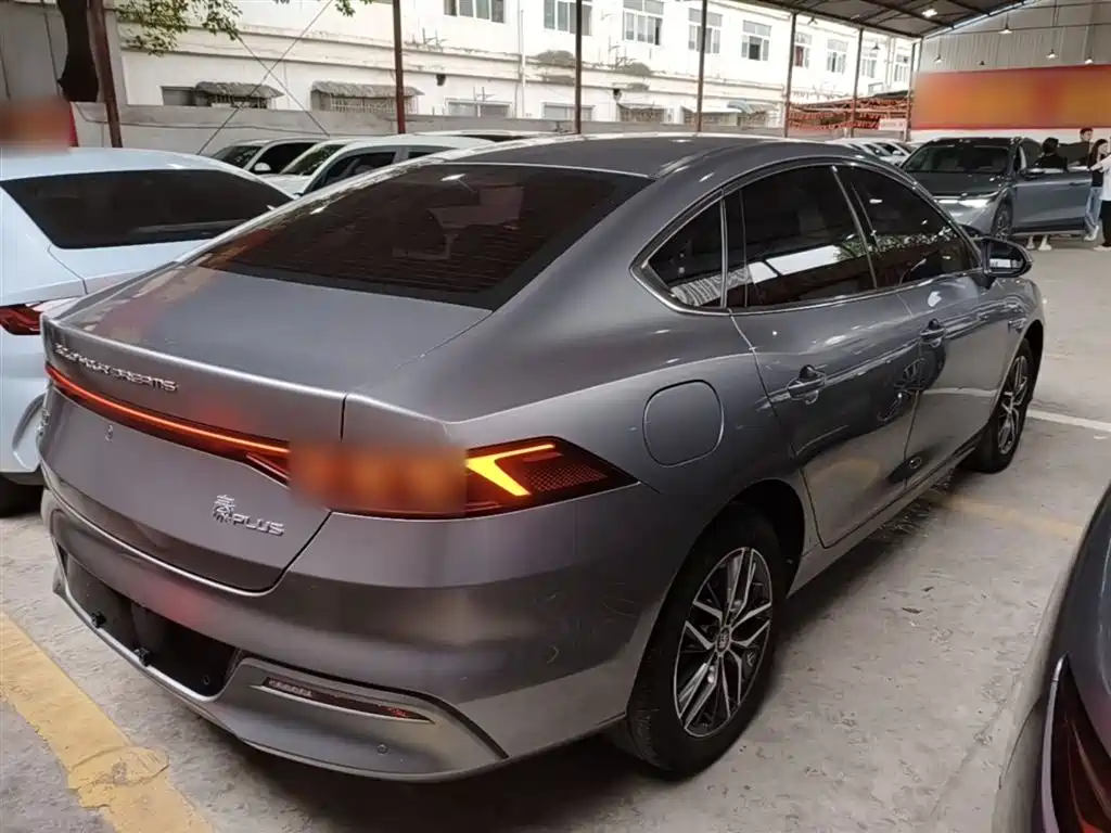 BYD Qin PLUS 2023 — фото 7