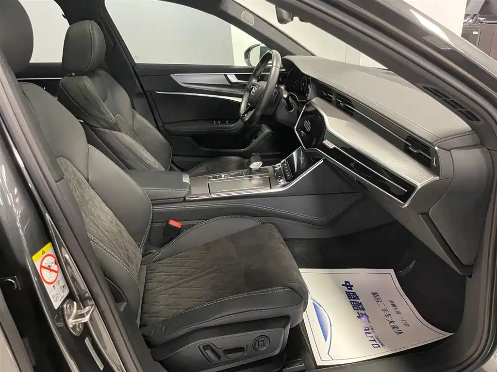Audi A6L 2021 — фото 24