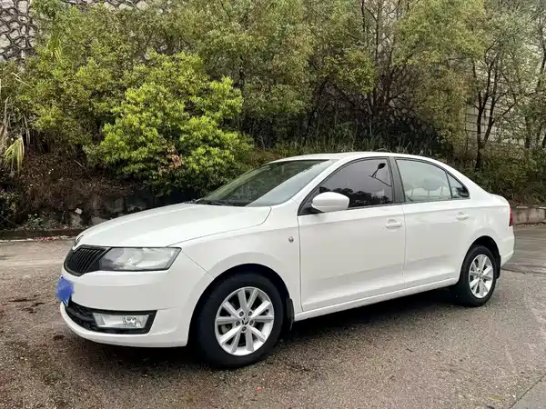 Skoda Rapid 2014