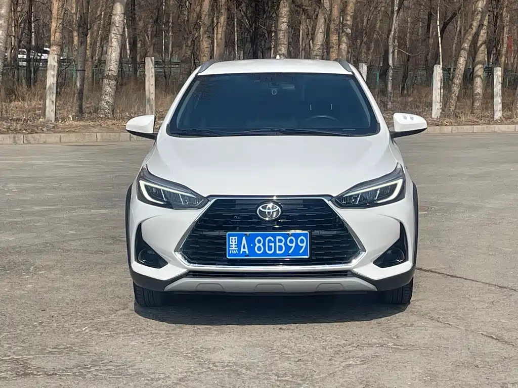 Toyota Yaris L 2022