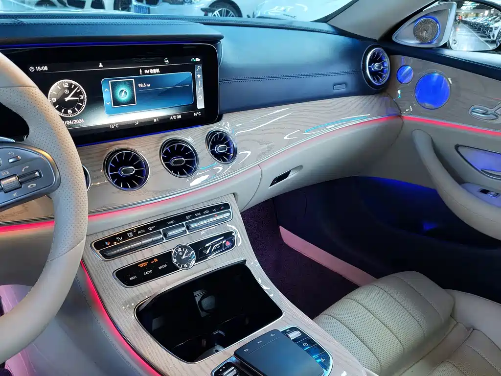 Mercedes-Benz E-Class 2020 — фото 8