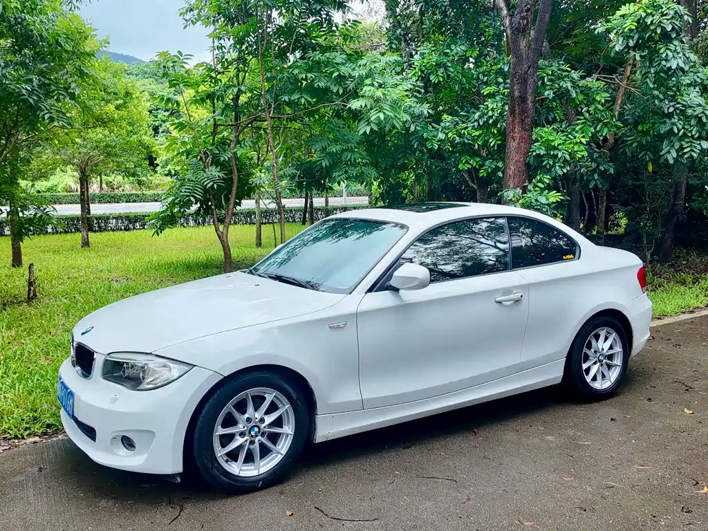 BMW 1 Series 2014 — фото 17