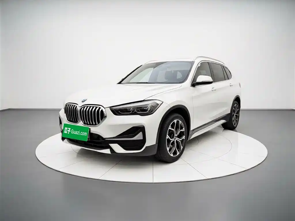 BMW X1 2021 — фото 2