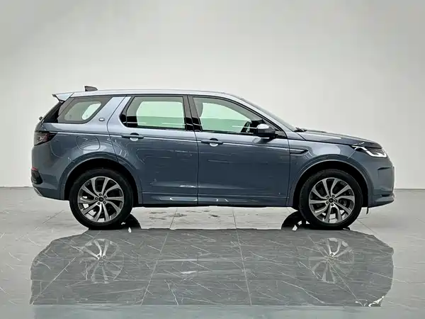 Land Rover Discovery Sport 2021