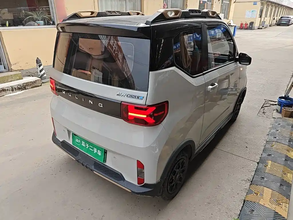 Wuling Hongguang MINIEV 2022
