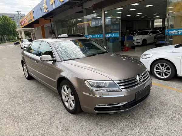 Volkswagen Phaeton 2013