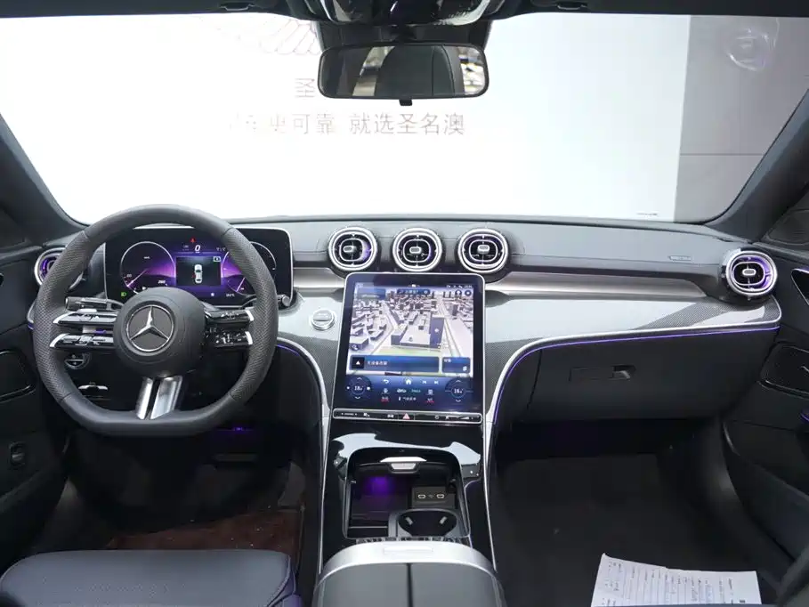 Mercedes-Benz C-Class 2023 — фото 20