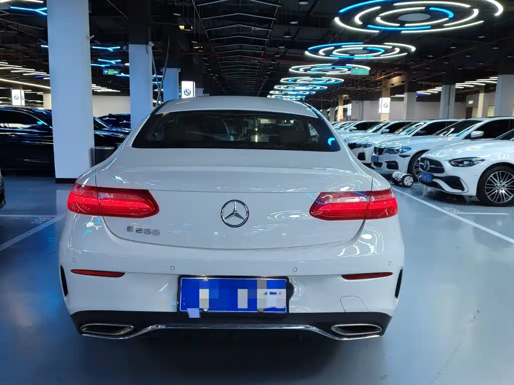 Mercedes-Benz E-Class 2020 — фото 17