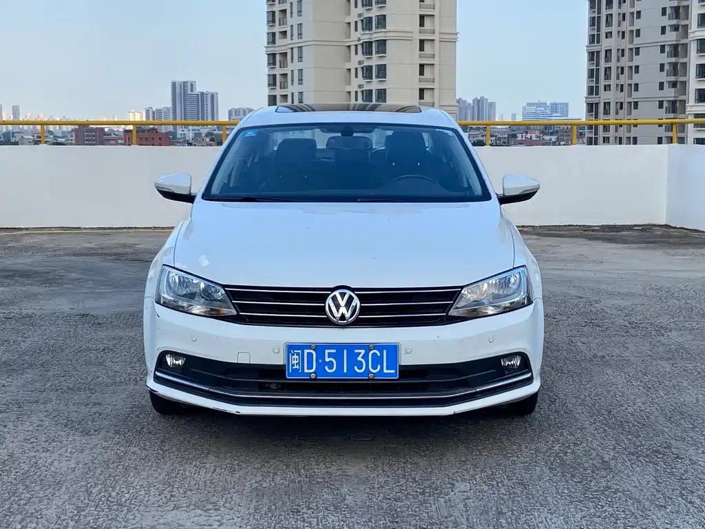 Volkswagen Sagitar 2017