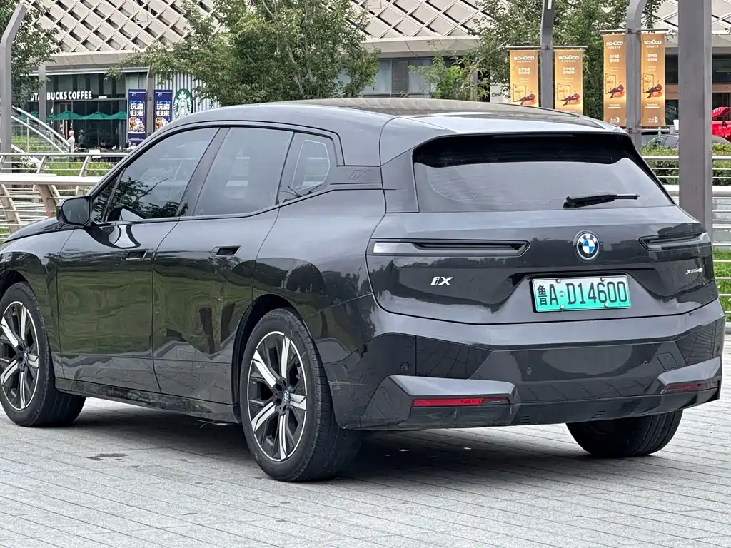 BMW iX 2023 — фото 19