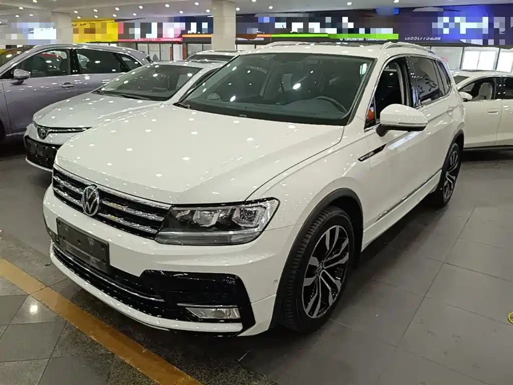 Volkswagen Tiguan L 2021 — фото 2