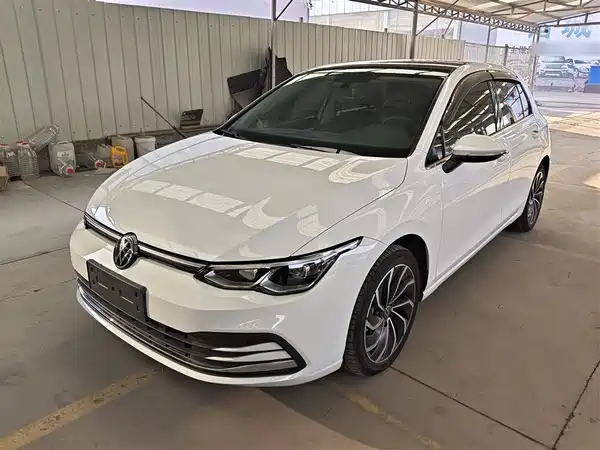 Volkswagen Golf 2023