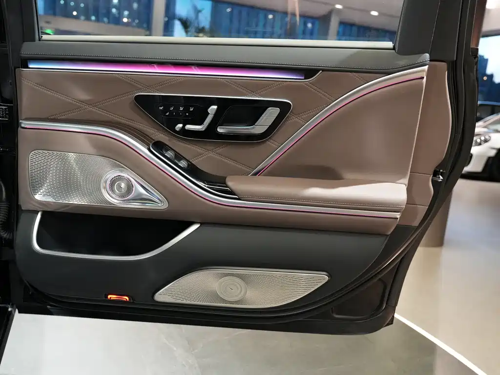 Mercedes-Benz S-Class 2023 — фото 23