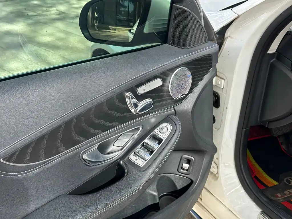 Mercedes-Benz C-Class 2018 — фото 11