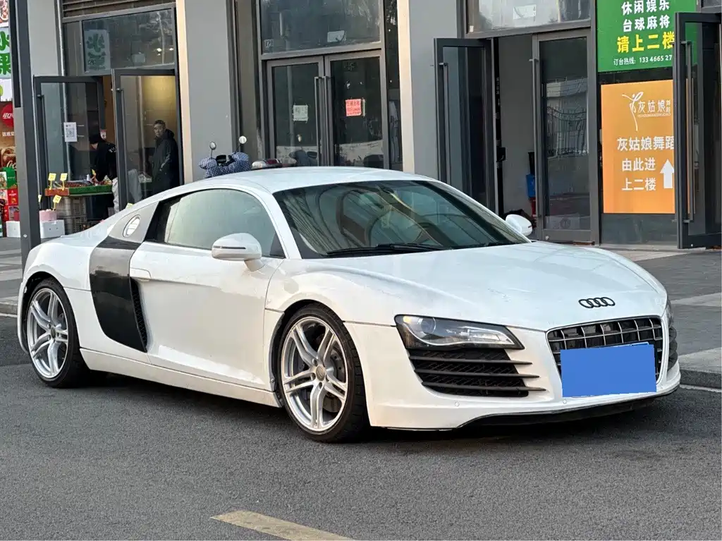 Audi R8 2010